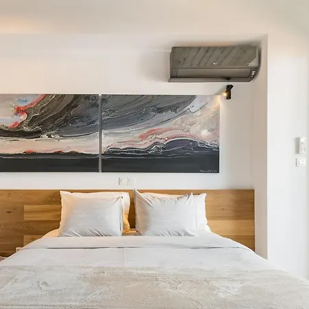 The Hostmaster Skyline Pool Oasis Penthouse Apartment Athens