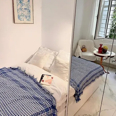 Kolonaki 2bd דירה *
