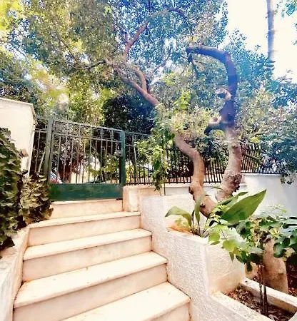 Kolonaki 2bd דירה *