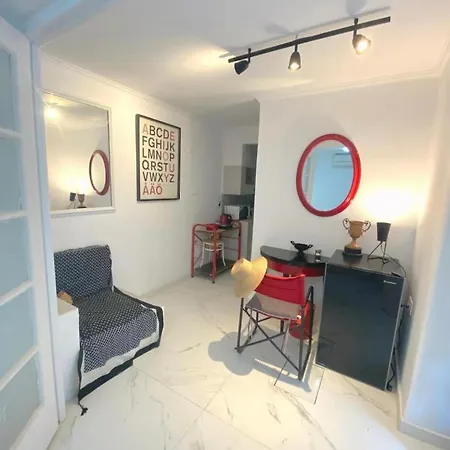 Kolonaki 2bd דירה