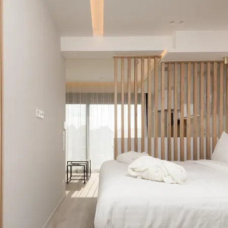 Incanto Boutique Suites - Mets * אתונה