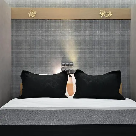 The Lop Holidays Luxury Apartment