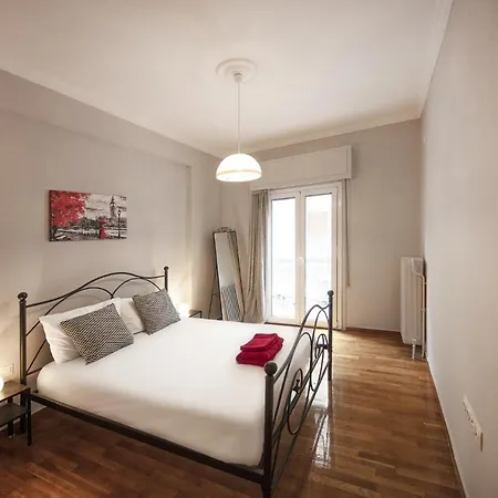 Apartment Comfortable Patisia *