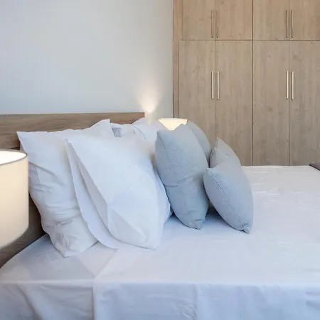 Attalos Luxury Flat Psyrri Square *