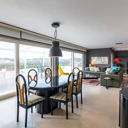 Sunlight House - Palatial Fully Equipped Near The Sea Apartment