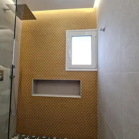 Simple & Noble Apartment Athens