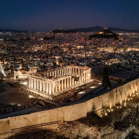 Acropolis Holmes *