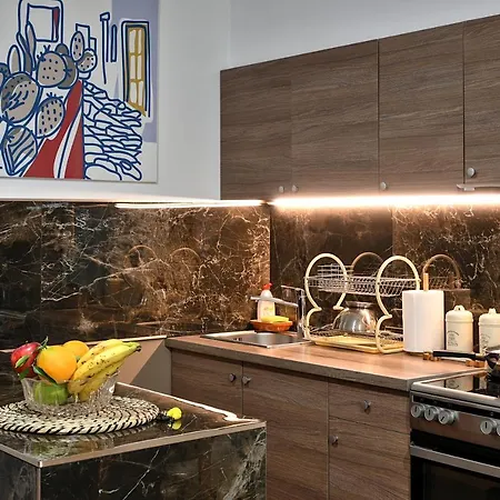 Stylish Apartment, Acropolis View