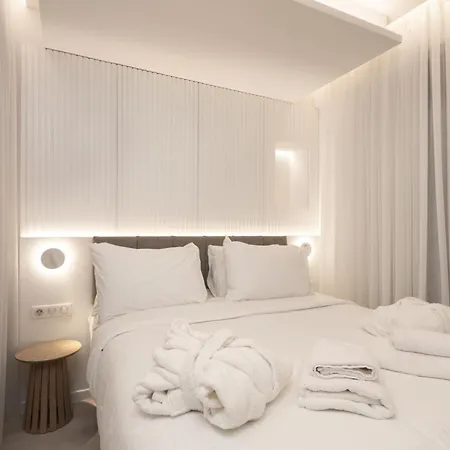 מלון דירות Incanto Boutique Suites - Mets *