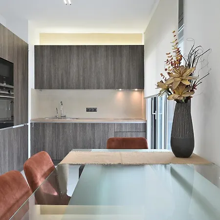 The Lop Holidays Luxury