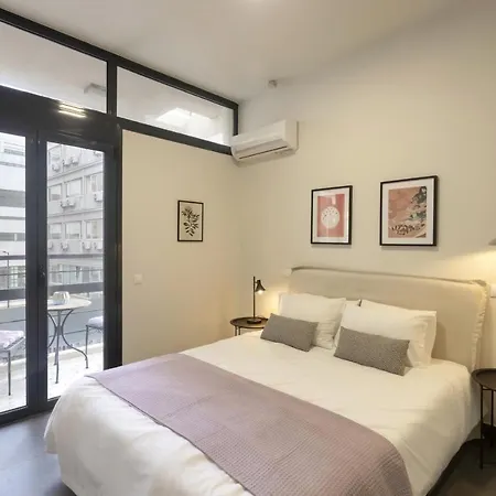 Apartment α Rare Lux Artistic Renv Gem Opposite Emst Museum