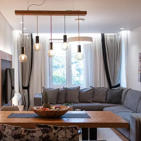 Acropolis Exclusive Residences דירה *