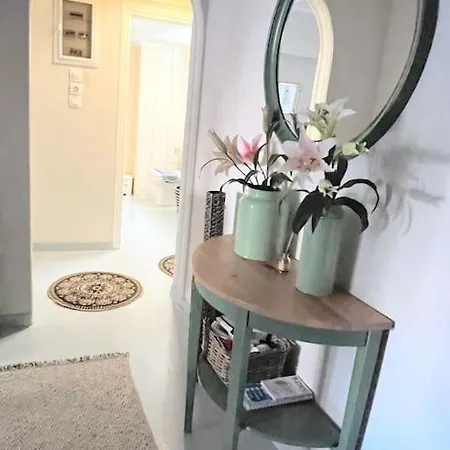 Apartment Openair Hot Tub/big Balcony/great Boutique