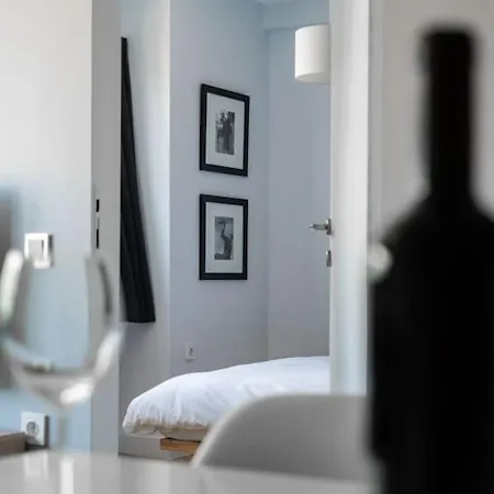 Cozy, Luminous And Comfy 5 Min Walk To Acropolis Atenas