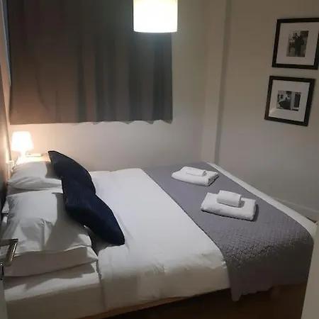 Modern, Quite 1-bdr 5 Min Walk To Acropolis
