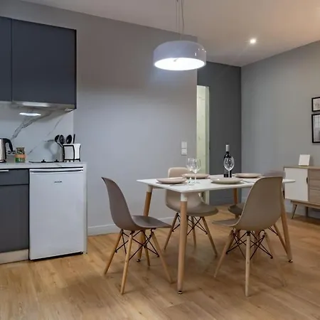 Modern, Quite 1-bdr 5 Min Walk To Acropolis Apartment Athens
