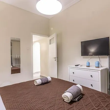 Apartamento Simple Atenas