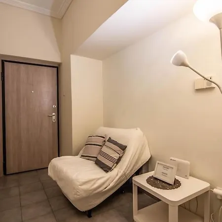 Simple Apartment *