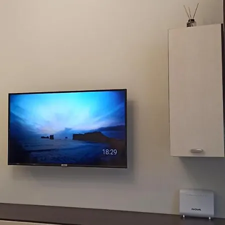 Apartment Penthouse With An Incredible View 350m From Metro Station!