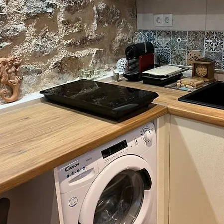 Stone Near Acropolis & Metro 石头记 Felsenhohle Apartamento