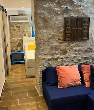 Apartamento Stone Near Acropolis & Metro 石头记 Felsenhohle Atenas