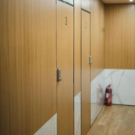 Apartment Large Comfy, Modern 5 Min To Acropolis *