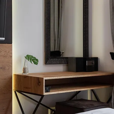 Acropolis Exclusive Residences דירה *
