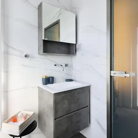 Apartment Blue Delta Palaio Faliro Athens