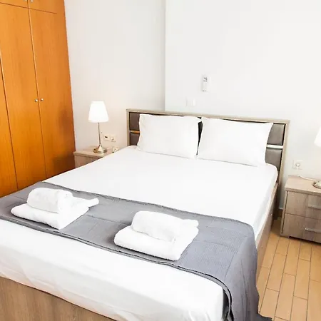 Apartment Beautiful, Deluxe Kallithea Apt Athens