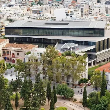 Near Acropolis, 3 Bedroom 2 Bathroom Big Beautiful * Athens