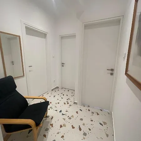 Apartamento Pagrati Flat 7 *