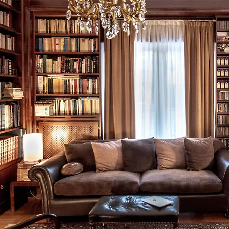The Magnolia - Sophisticated Apartment *