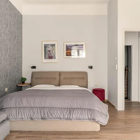 Apartment W/ View Of Olympuszeustemple/4bedr-3bath-2kitc Athens