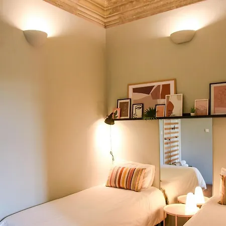 Apartment Neoclassical *