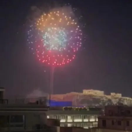Parthenon And Syntagma Square View Appartamento Atene