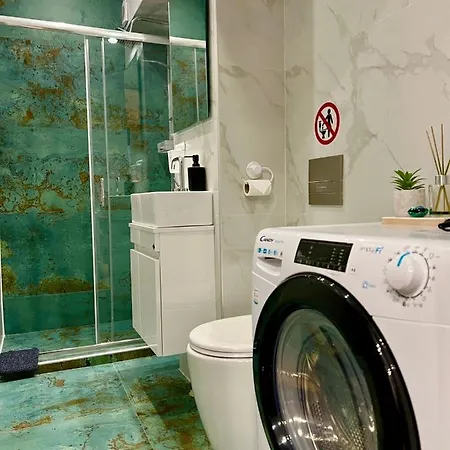 Smart Modern Atene