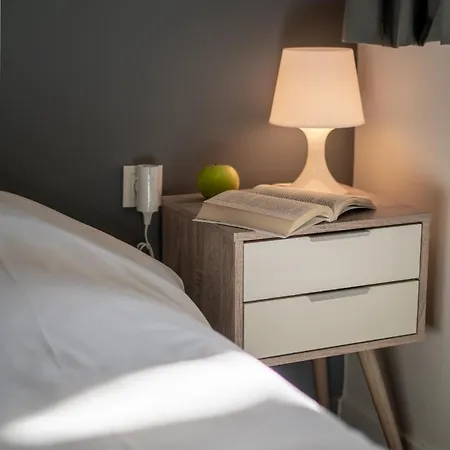 Modern, Quite 1-bdr 5 Min Walk To Acropolis *