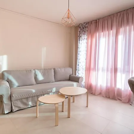 Monastiraki Metro Station For 4 Persons Apartamento