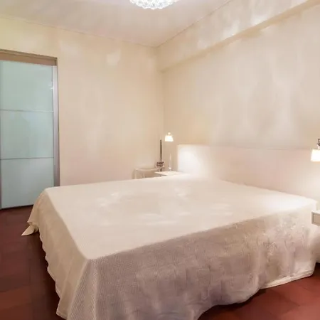 Plaka Hill Luxury Flat Apartment