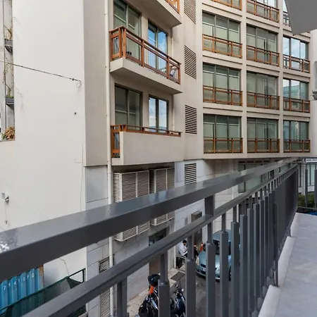 Apartament Unique 2 Bedrooms Apartment, Steps To Plaka And Center Ateny