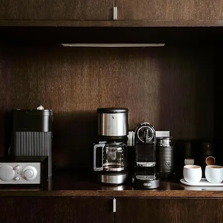 The Magnolia - Sophisticated * Athens