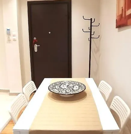 Apartment Modern Home, 6' From The Metro *