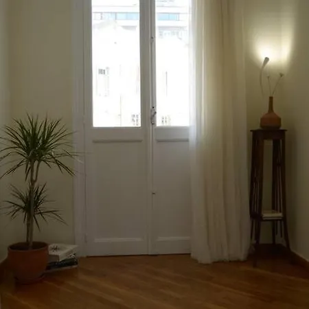 Sunny Quiet Apatment At Lycabetous * Αθήνα