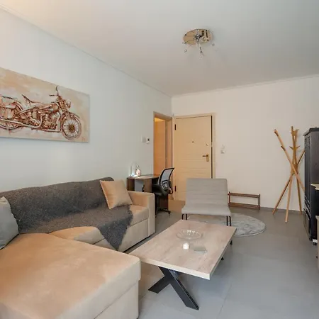 Relaxing 1bd Apt. W/private Balcony Apartment *