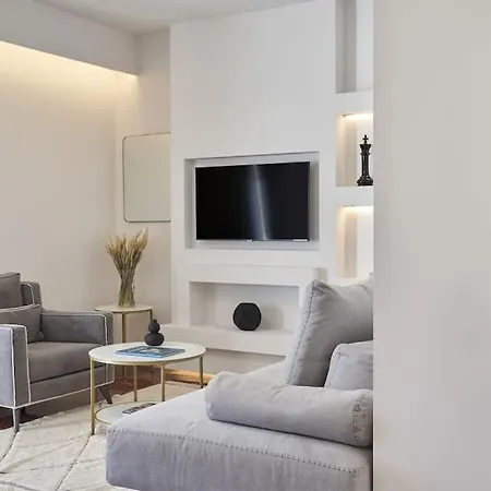A Sunkissed Retreat Under The Acropolis Apartment *