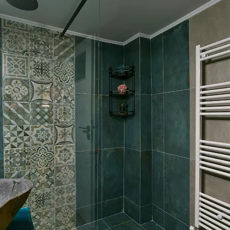 Newvintage Apartment