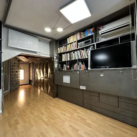 Centre Diamond