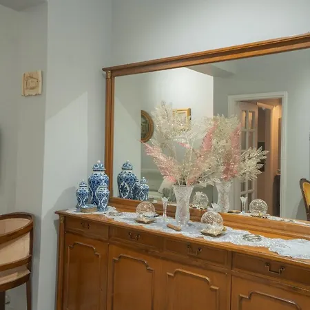 Apartment Neoclassic Modern Apa Ath *