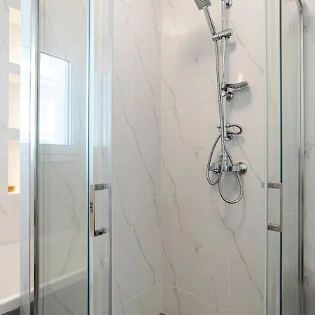 Delightful Penthouse Apartment Athens
