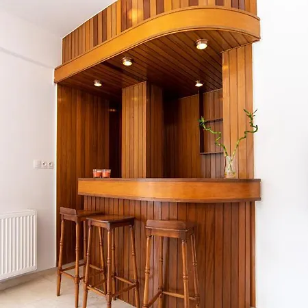 Apartment Delightful Penthouse *
